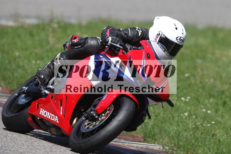 Archiv-2025/11 29.04.2025 PROMAX ADR/Gruppe gelb/ohne